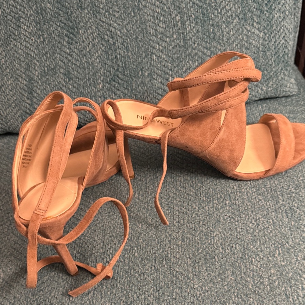 Nine West Women's Brown Strappy Heels - Picture 2 of 5